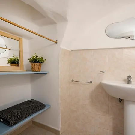Guesthost - La Mille - Charming Appartamento Ostuni